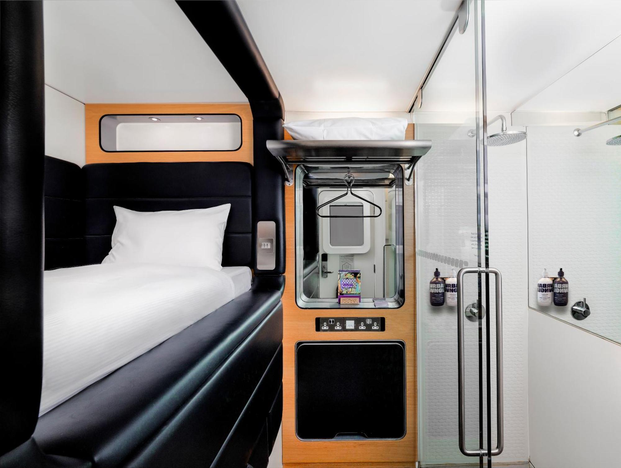 Yotelair London Gatwick Airport Horley Exteriér fotografie