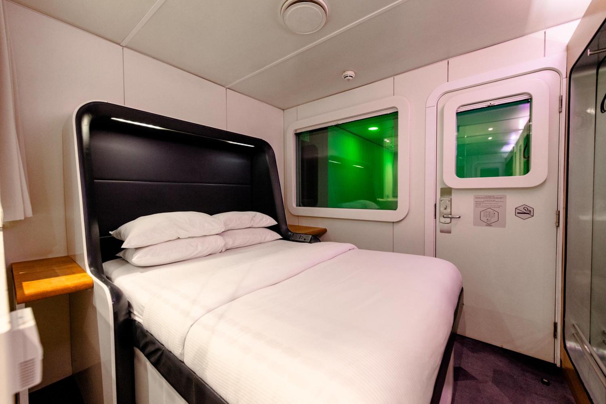 Yotelair London Gatwick Airport Horley Exteriér fotografie