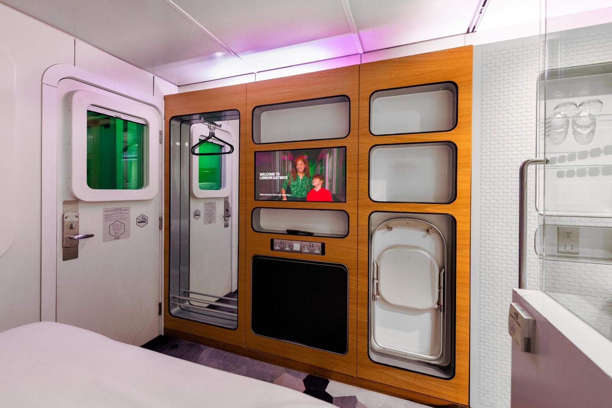 Yotelair London Gatwick Airport Horley Exteriér fotografie